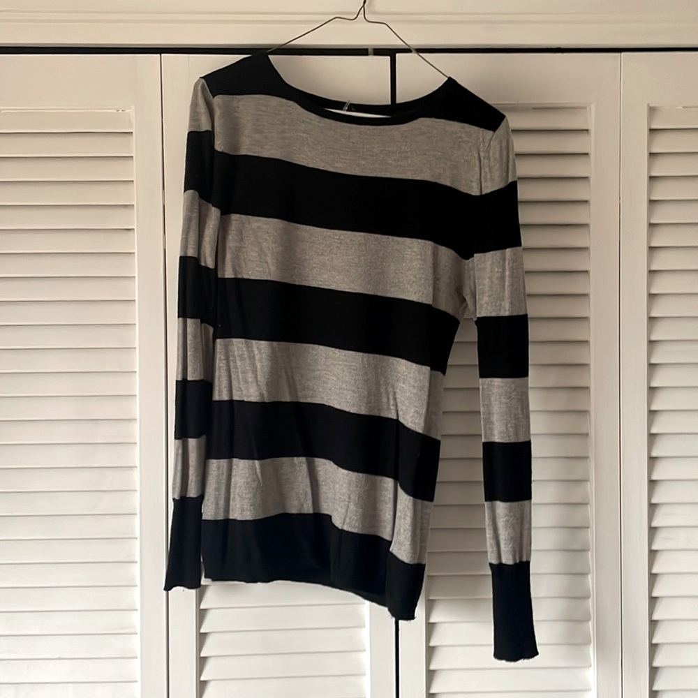 Tart Black and Gray striped sweater, Large